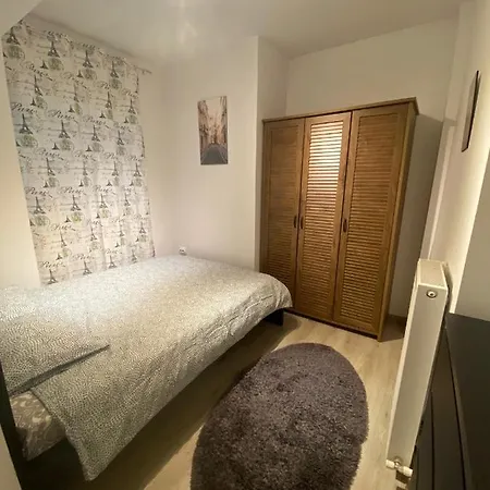 Victory 136 Bukarest