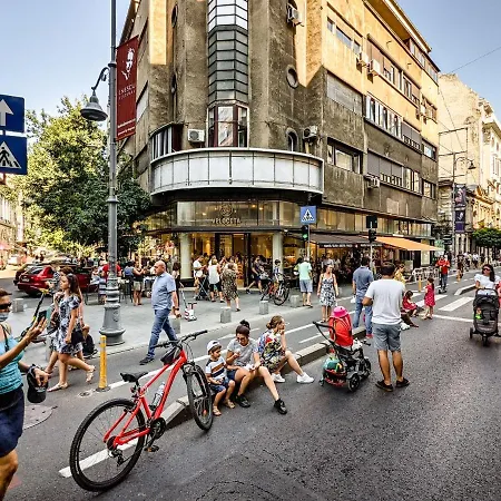 Victory 136 Bukarest