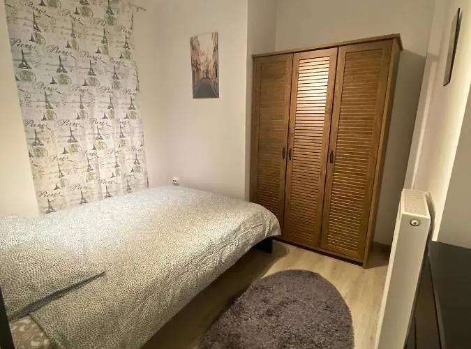 Victory 136 Бухарест